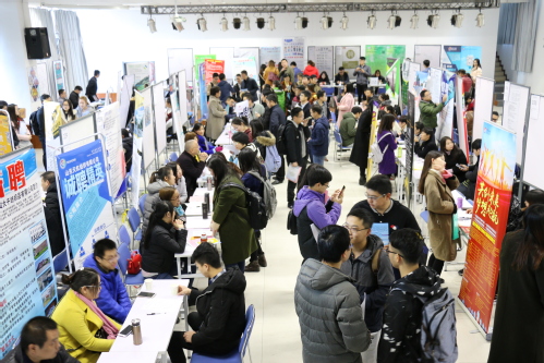 说明:http://news.tiangong.edu.cn/_upload/article/images/8b/4e/51a417f449bdbb49daf0687b3456/3d8f7c5a-4371-4a15-9d9c-ee54c9d997cc.jpg